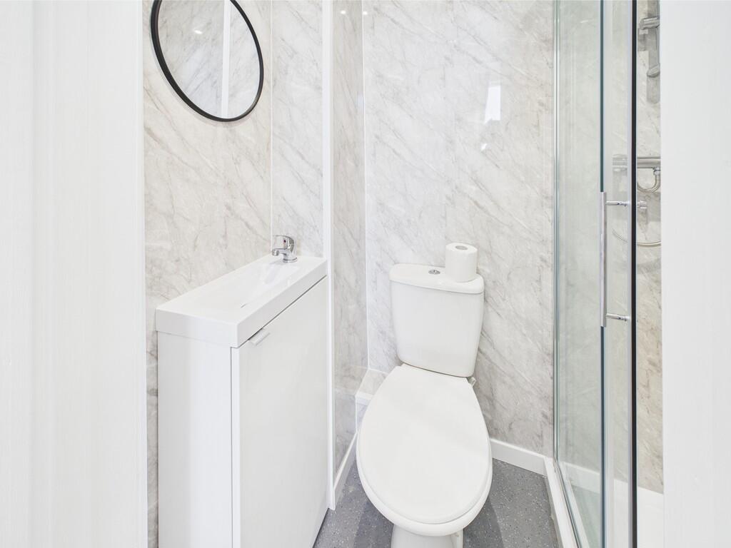 CAM02089G0-PR0482...