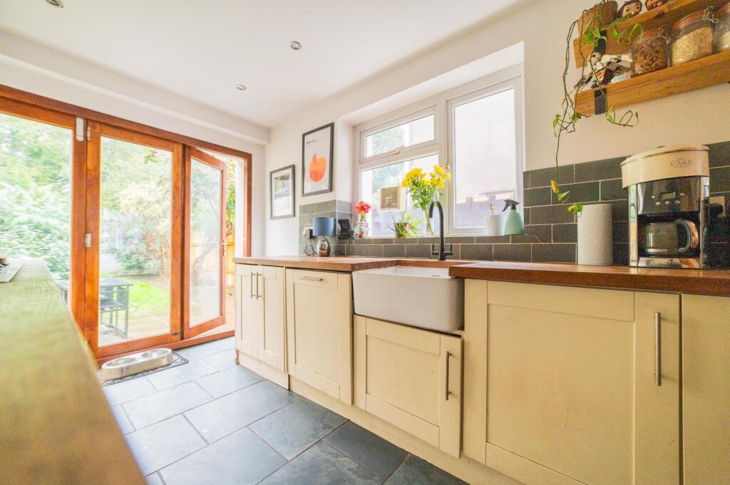 Call 02920 454555 to secure your viewing_10