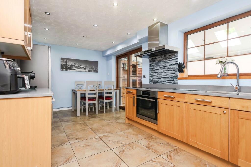 5normancloselongmeadowworcesterwr40hs-46