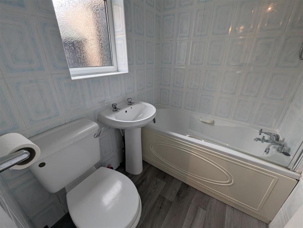 Ground Floor Bathroom