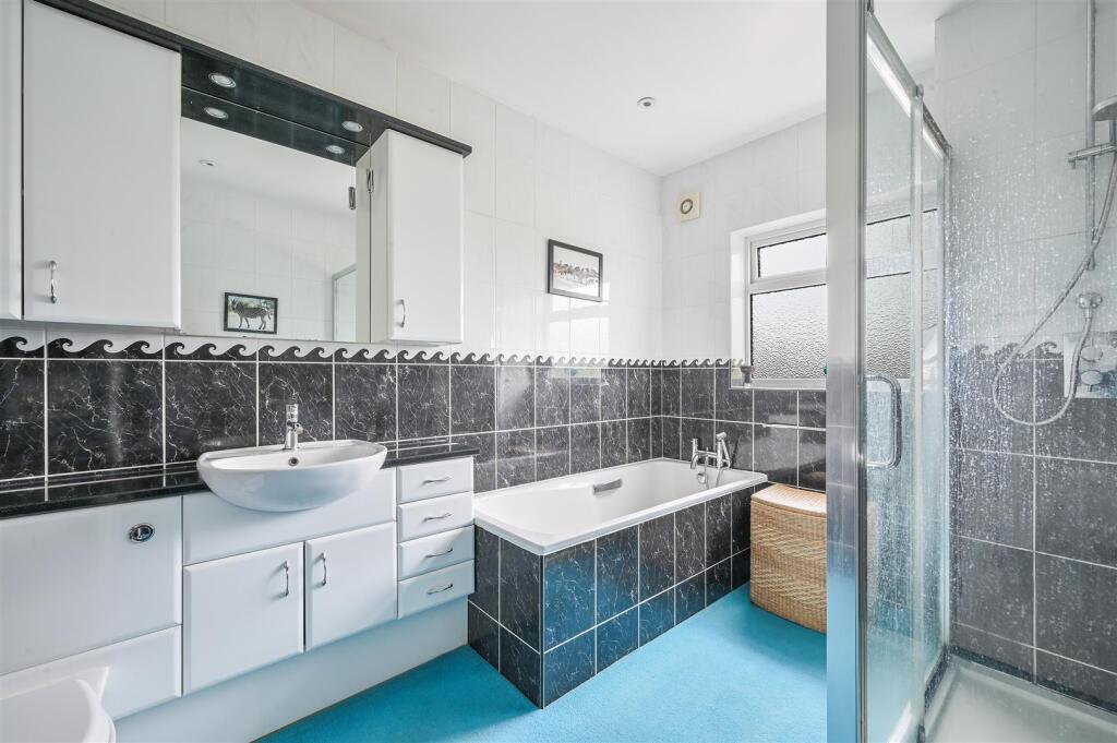 WILLMOT WAY, 54- (14).jpg