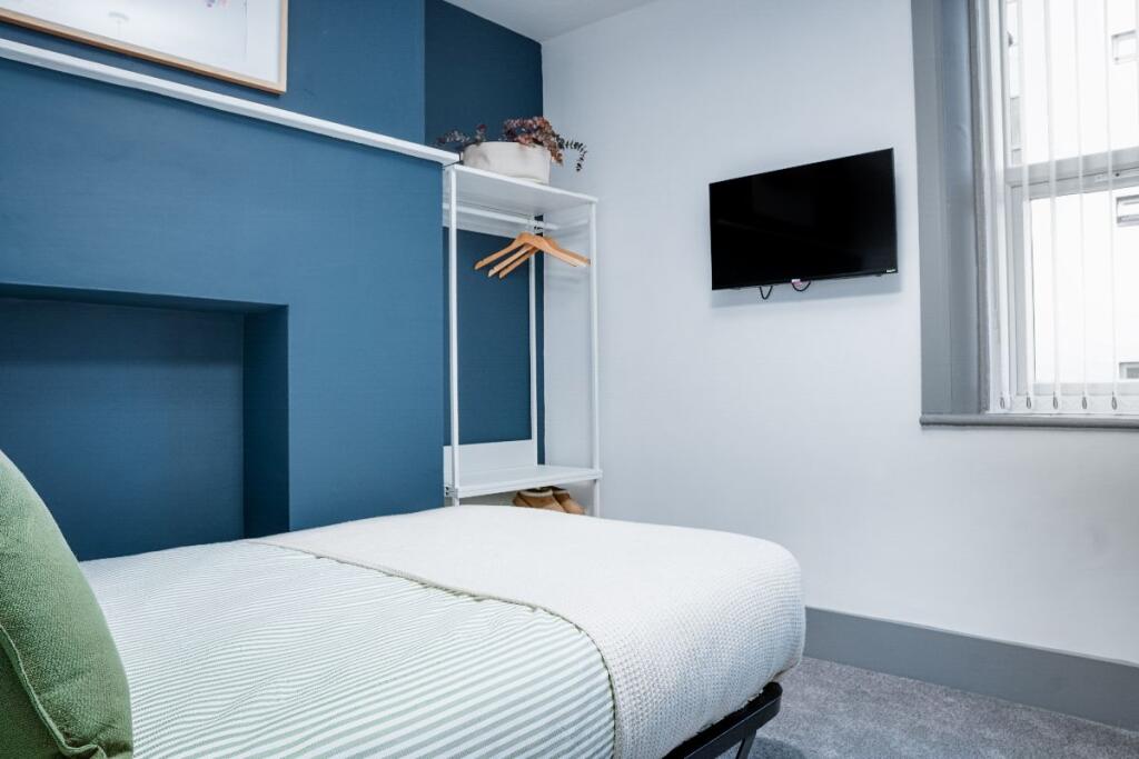 Bedroom 5