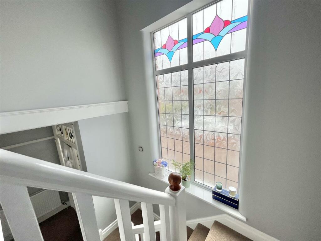 First Floor Landing Aspect 2.jpg