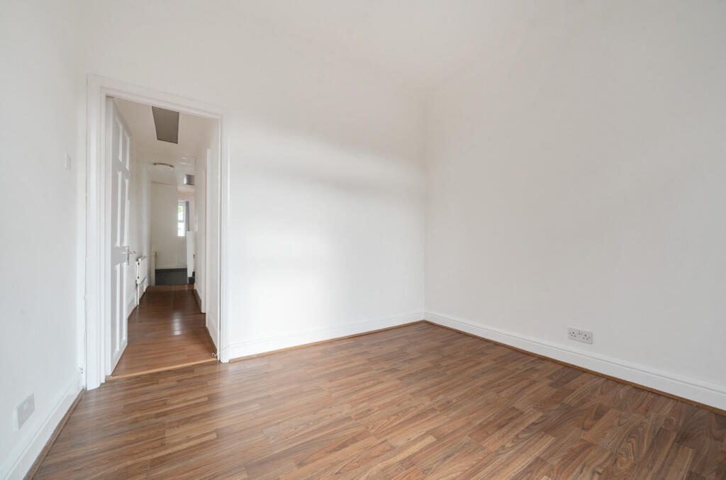 17-6814fb8beb3cc-...