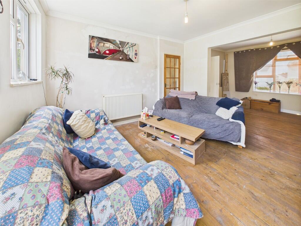 CAM03974G0-PR0151...