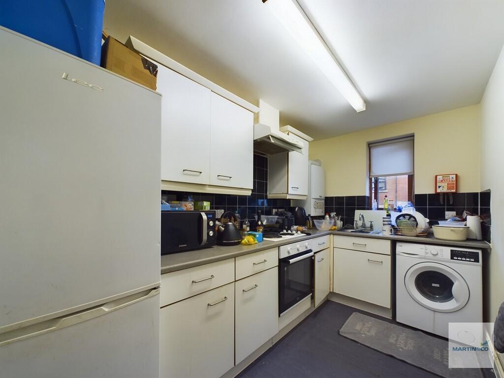 CAM03394G0-PR0193...