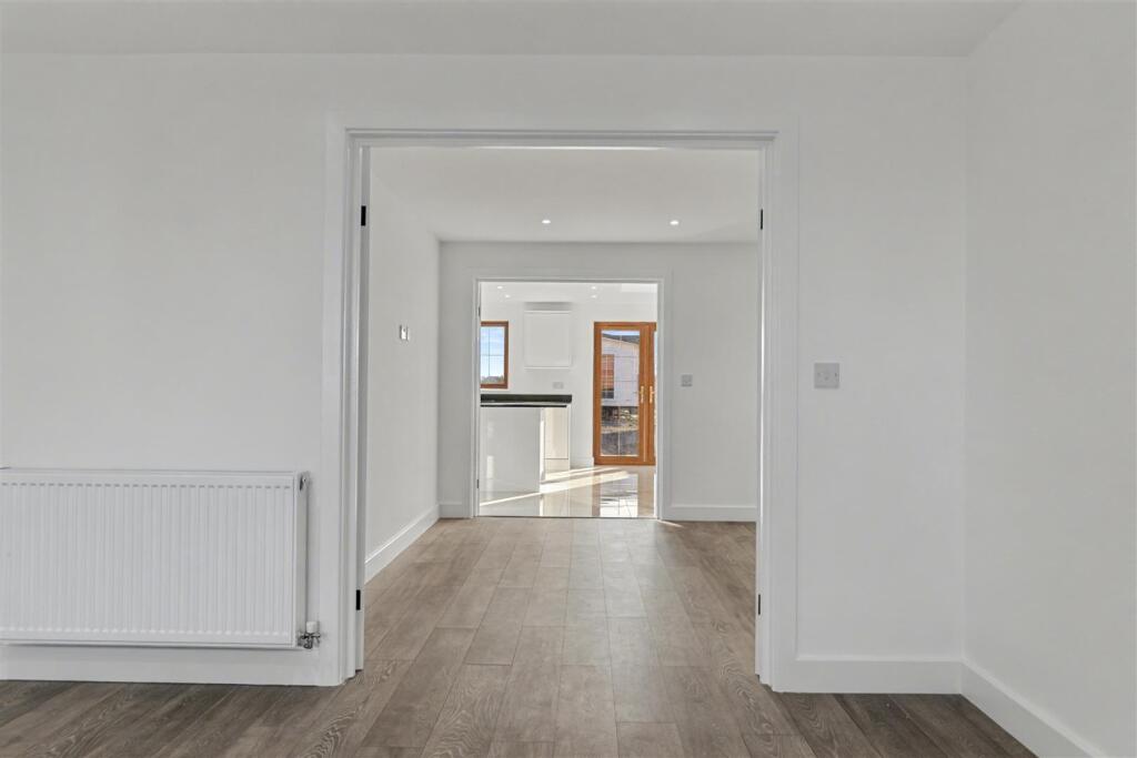 Lounge/Dining/Kitchen 1.jpeg