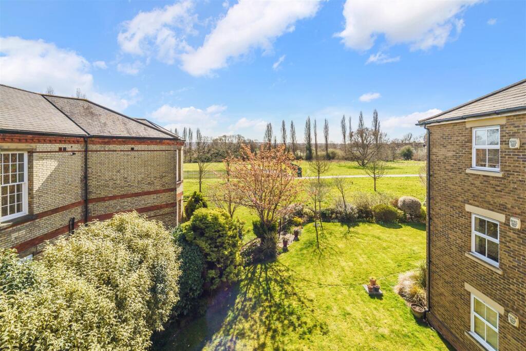 HORTON CRESCENT  SILK CROFT (8).jpg