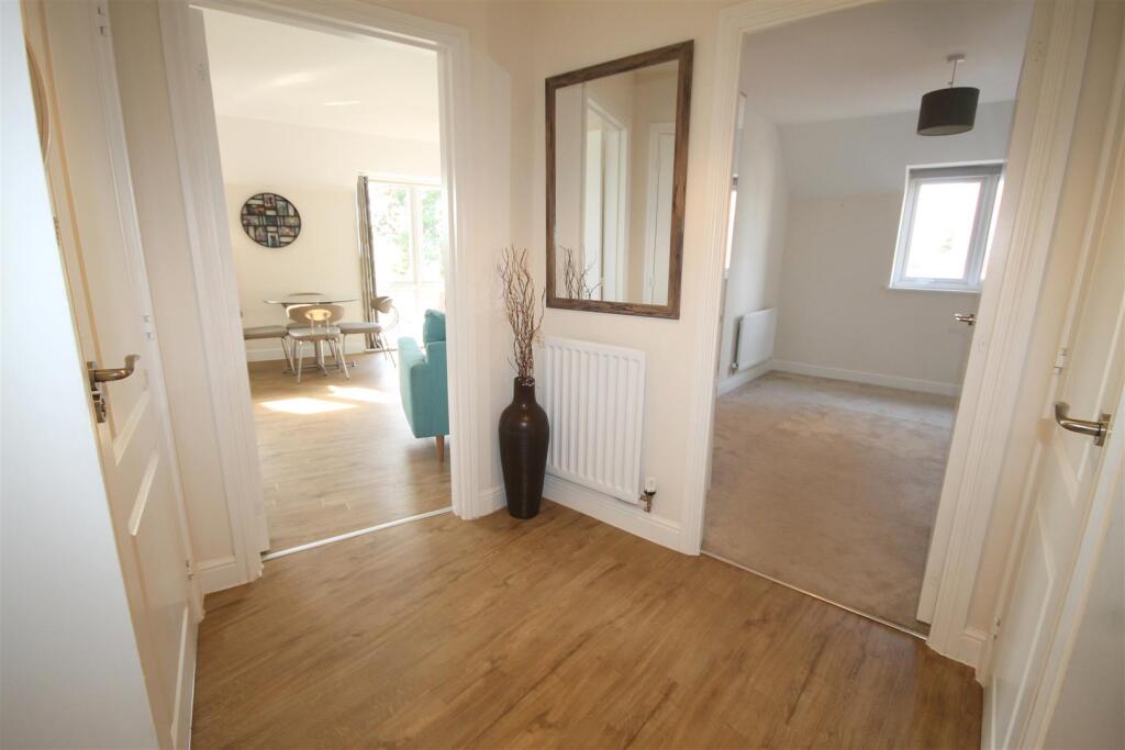 MR Entrance Hall.JPG