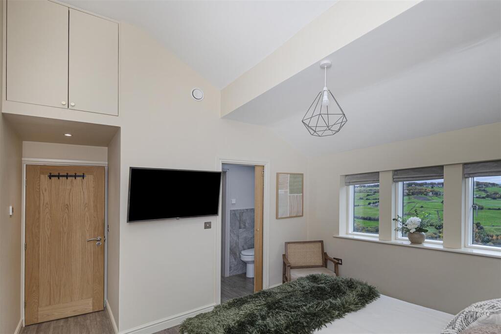 Bramleys Estate Agents - Stainland Dean - Halifax 