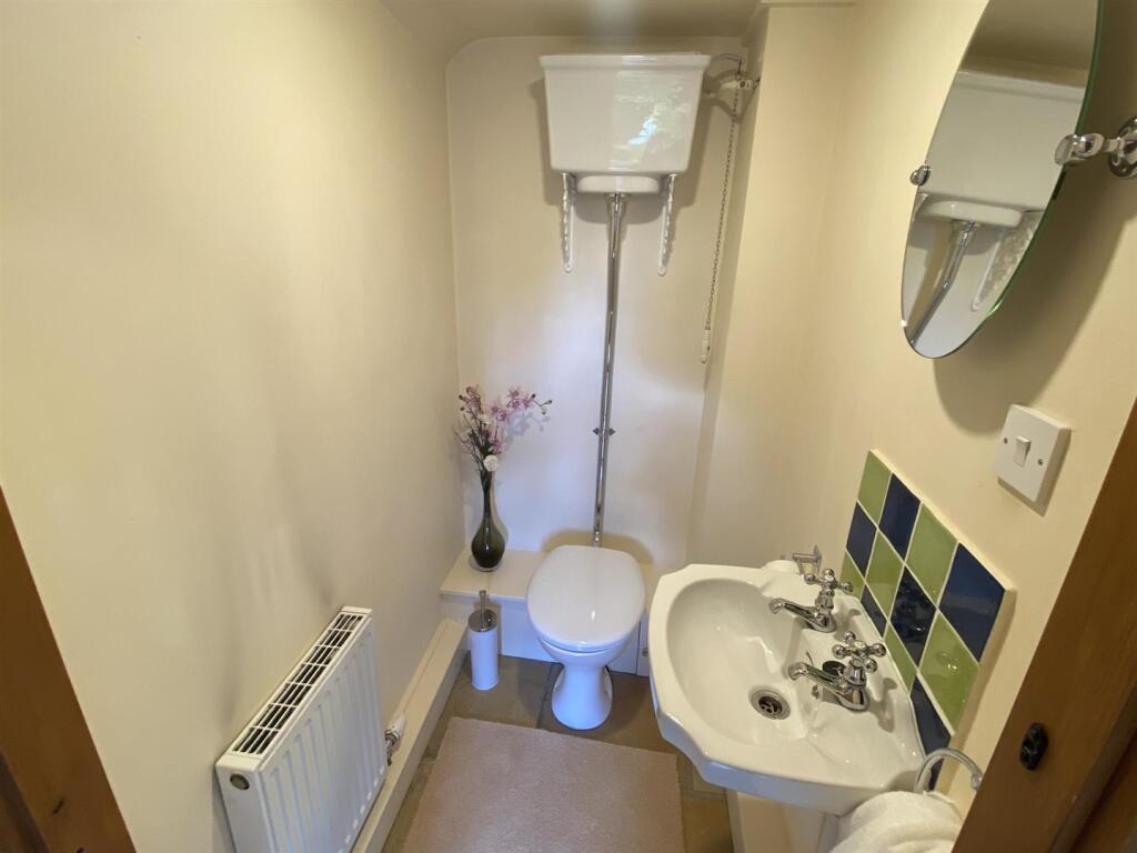 Downstairs wc