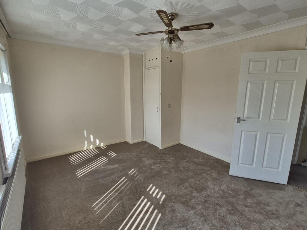 GetAttachmentThumbna