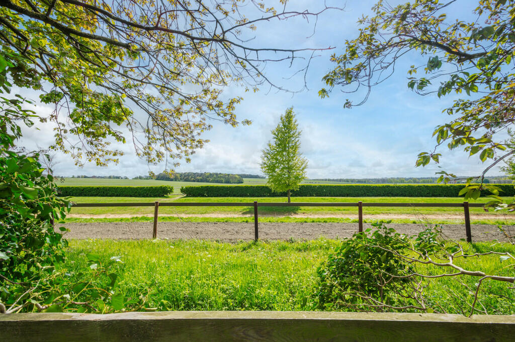 Amberley-4