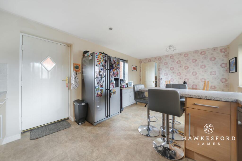 Monarch Drive, Sittingbourne - Kitchen/diner