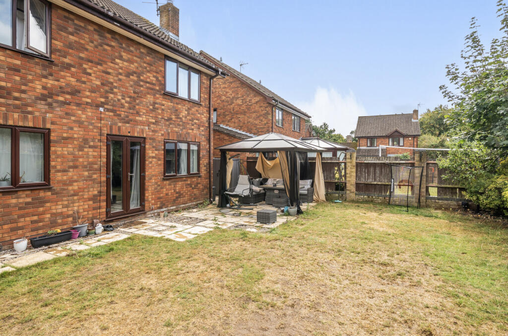 1345507-5-68b1830...