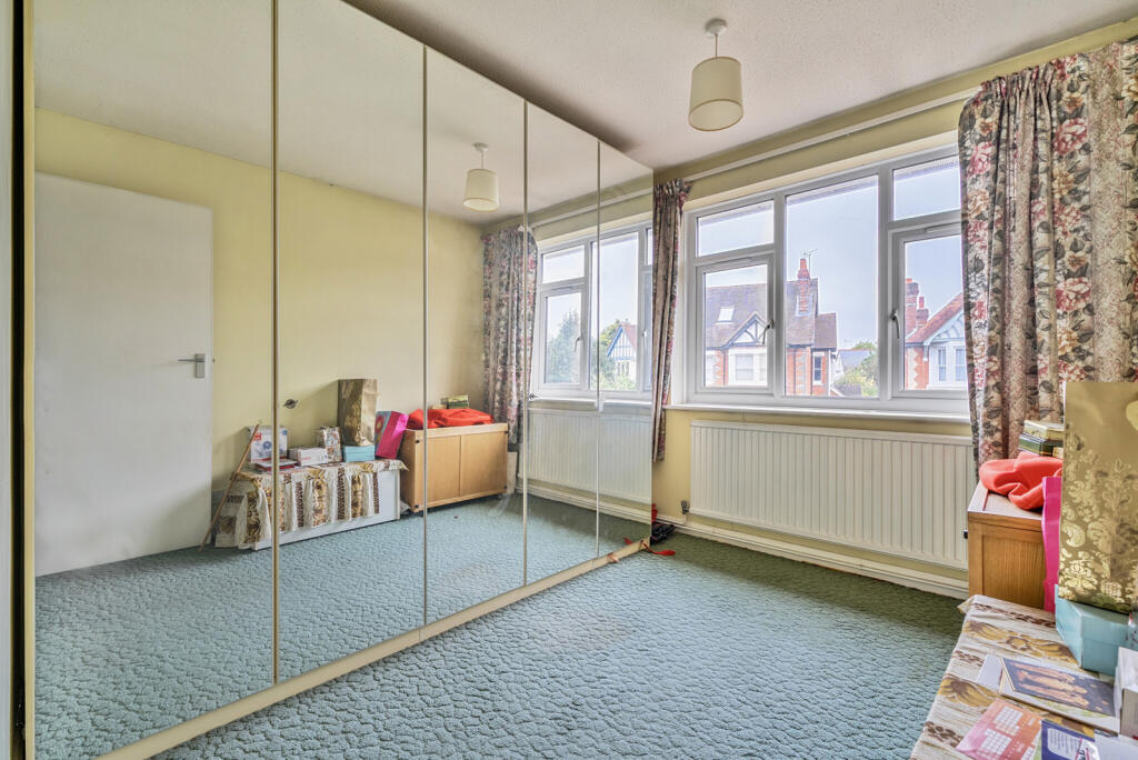 1364159-2-68ee3a6...