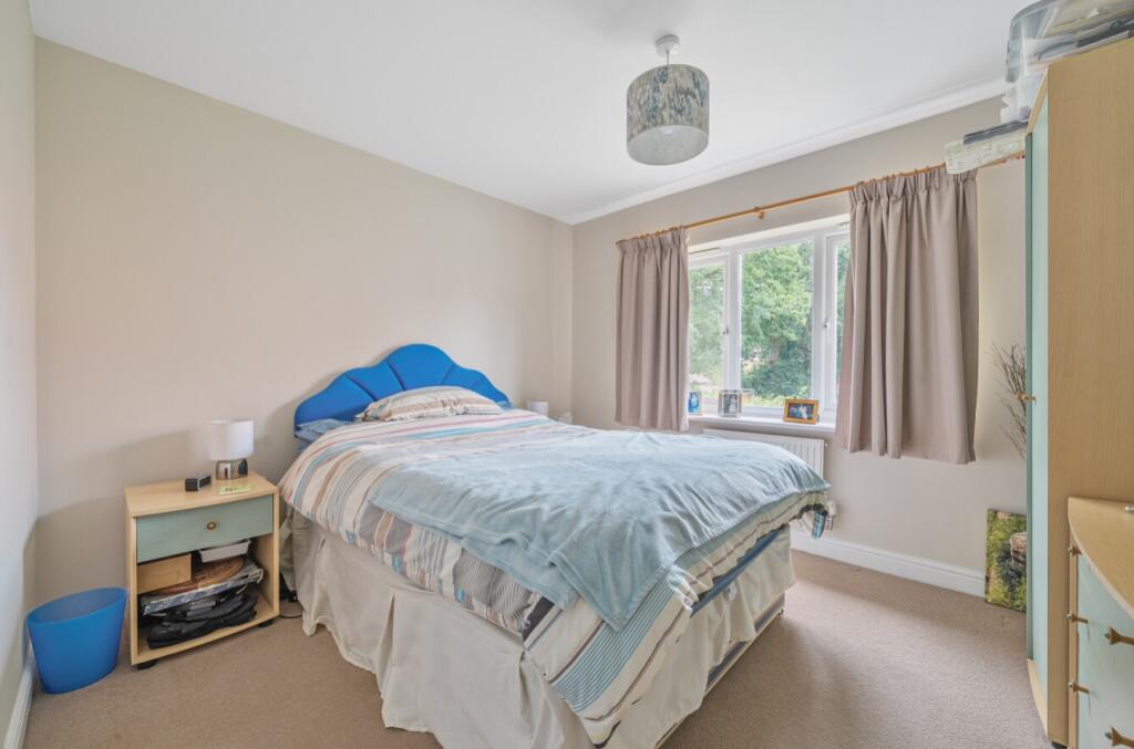 1328956-4-68816d06e7b98