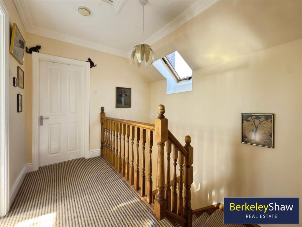 28ddd0f8--4025-BB41-CDAC55353650-24598-000003886B0