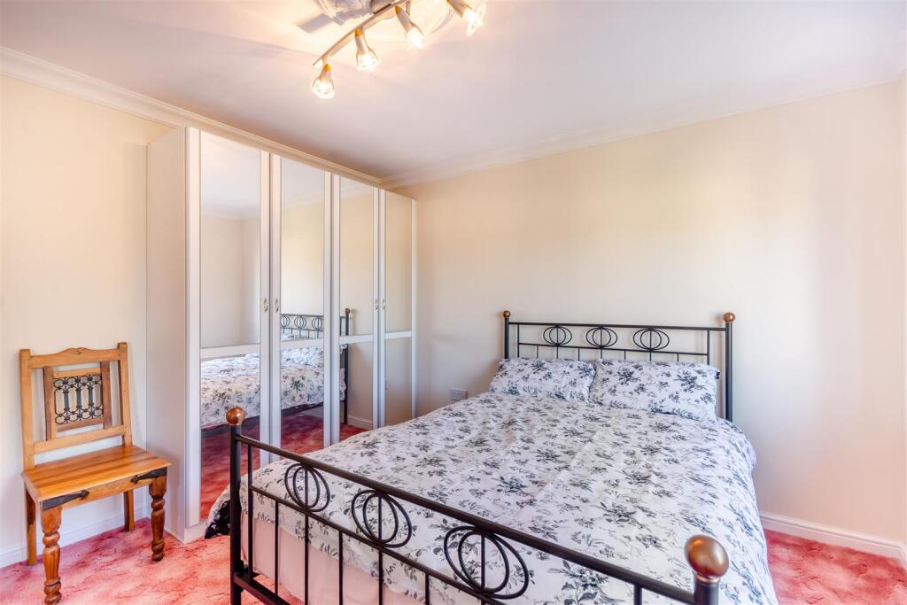 8666692-interior26.jpg