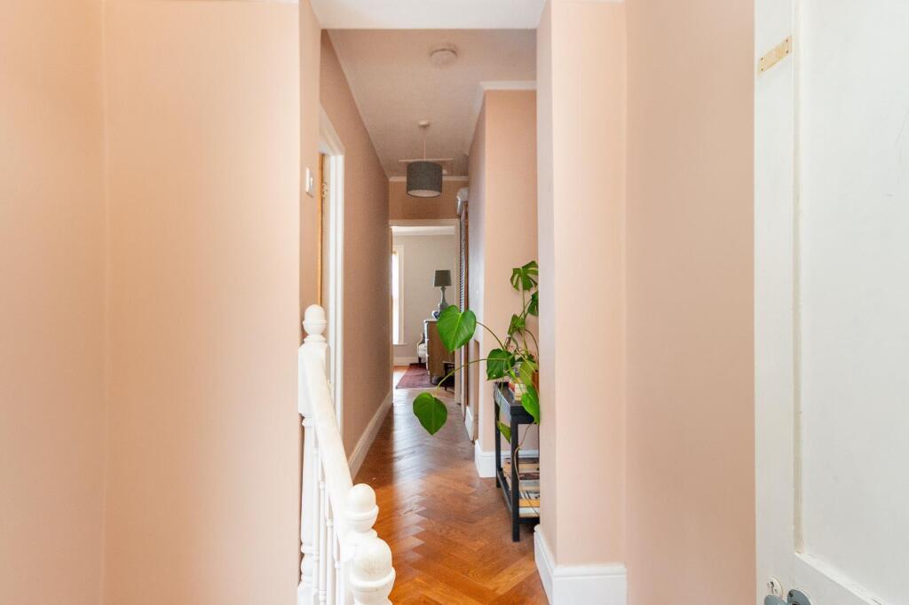 2K2WSSE - Landing A.jpg