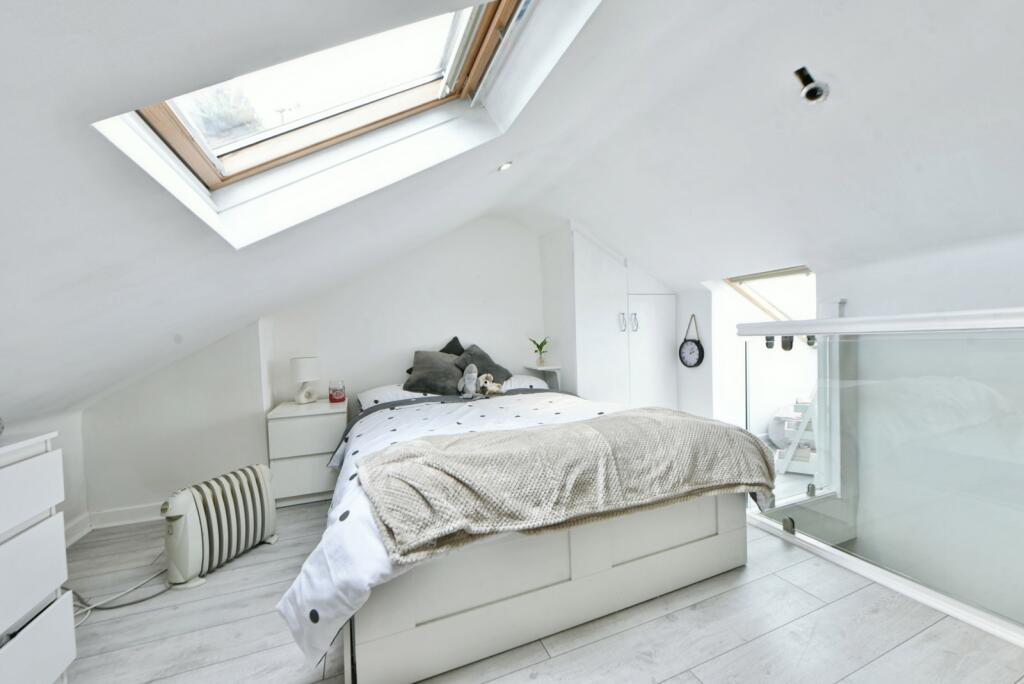 Bed 1
