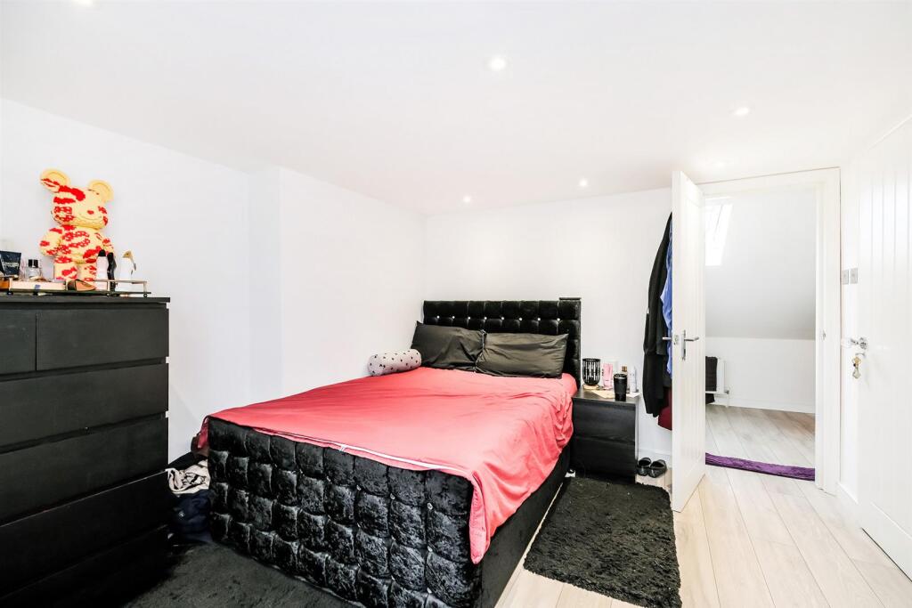 Rowden Park Gardens-4_web.jpg