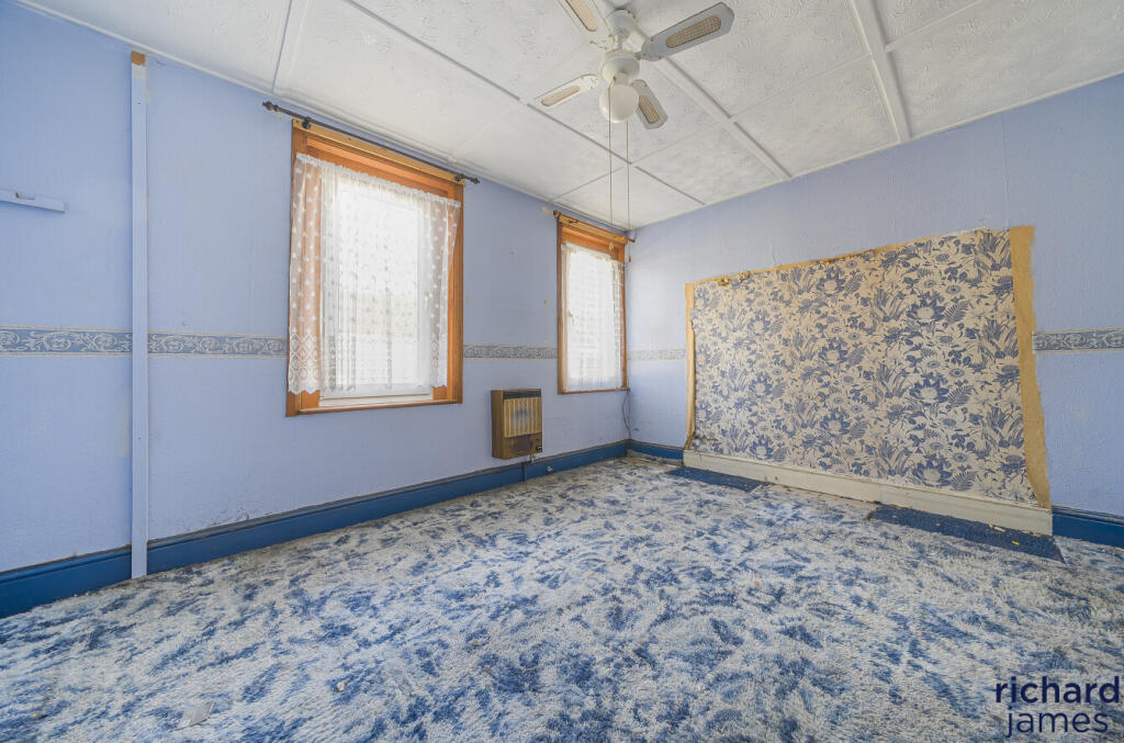 9b63089690db465298831c1fa42bad05