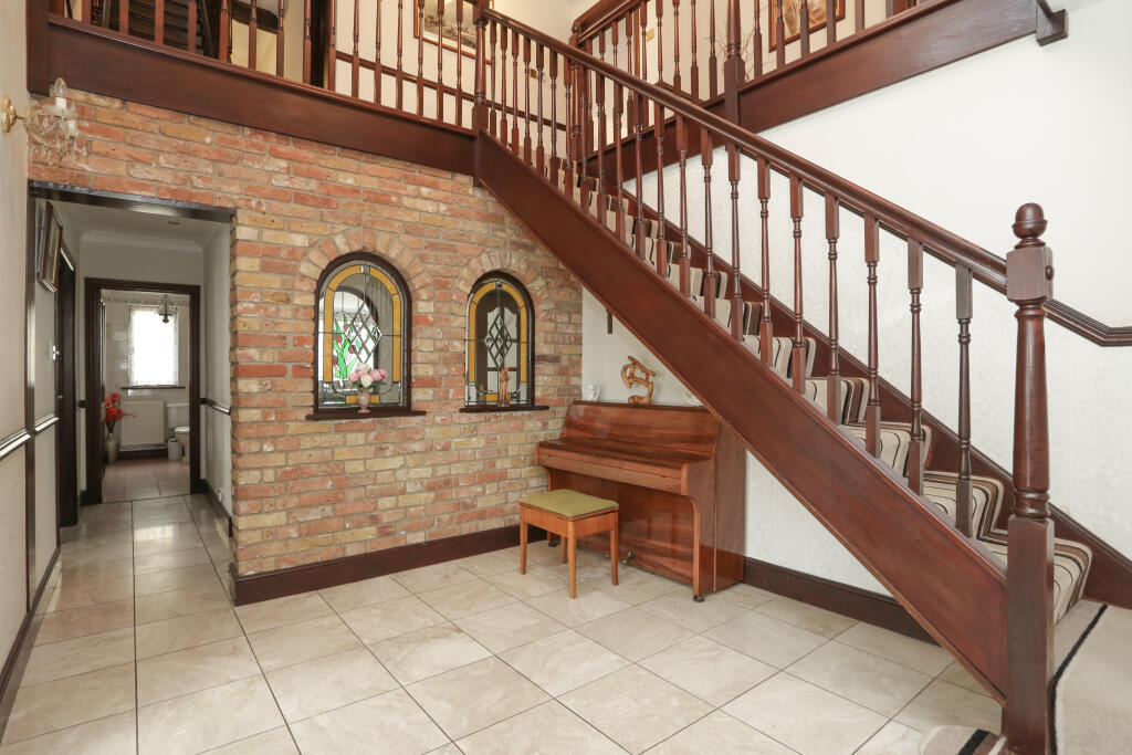 general 21 Mill Lane