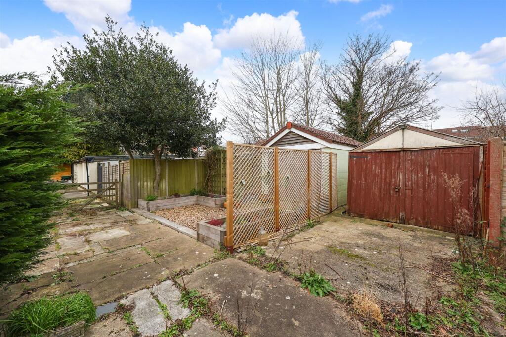 8 Kensington Road 4.JPG