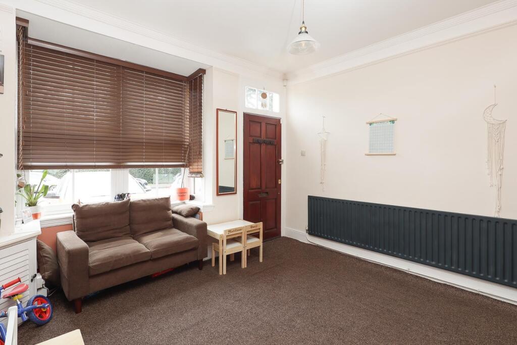 12 Coleshill Rd front room-2.jpg