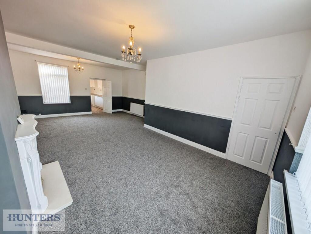 Lounge / Dining Room