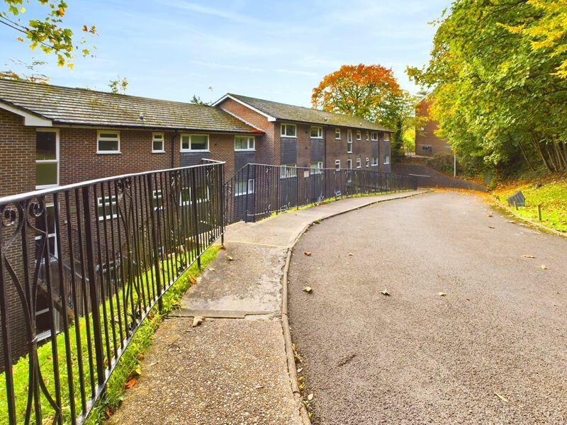 FRONT DRIVEWAY &amp; ASPECT