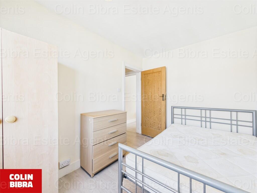 CAM04175G0-PR0037...