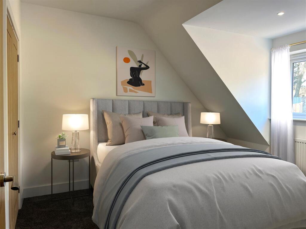 Hollow Oak Bed 2 new (3).jpg