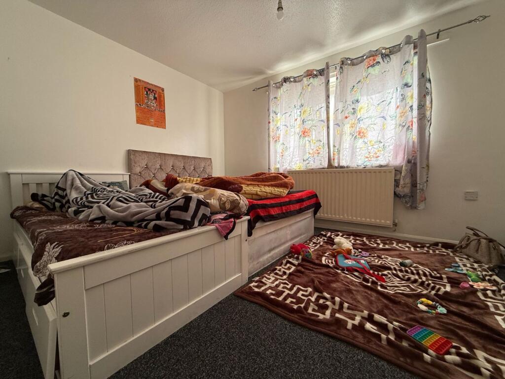 Irvan Avenue, West Bromwich, B70 0BH