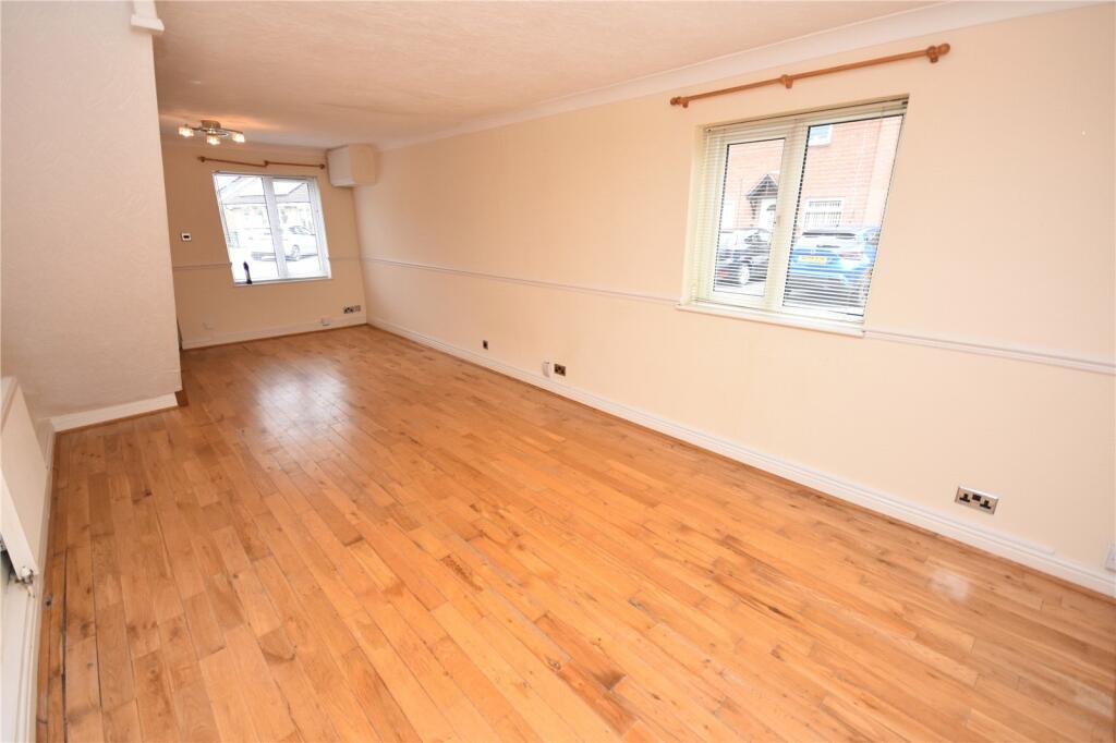 Lounge Dining Room