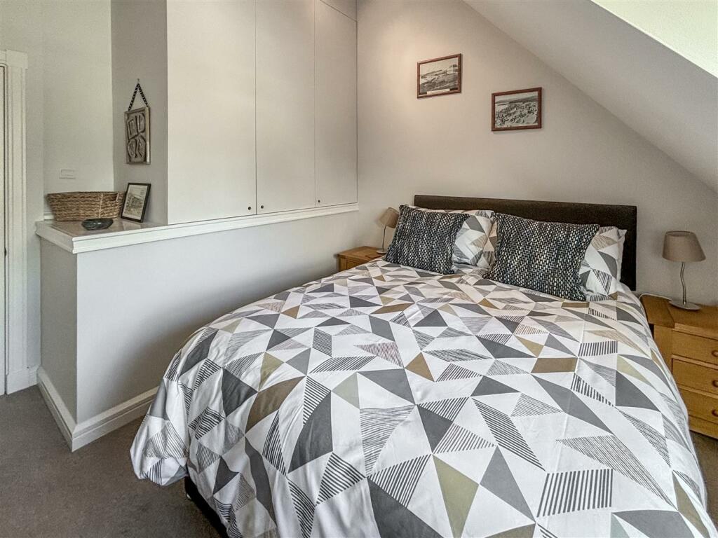 Bedroom 2_.jpg