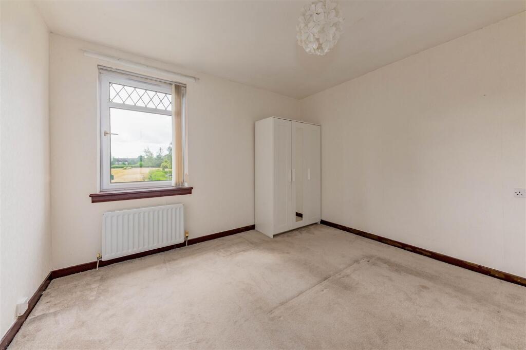 1R 6 Balerno Street Dundee-6.JPG