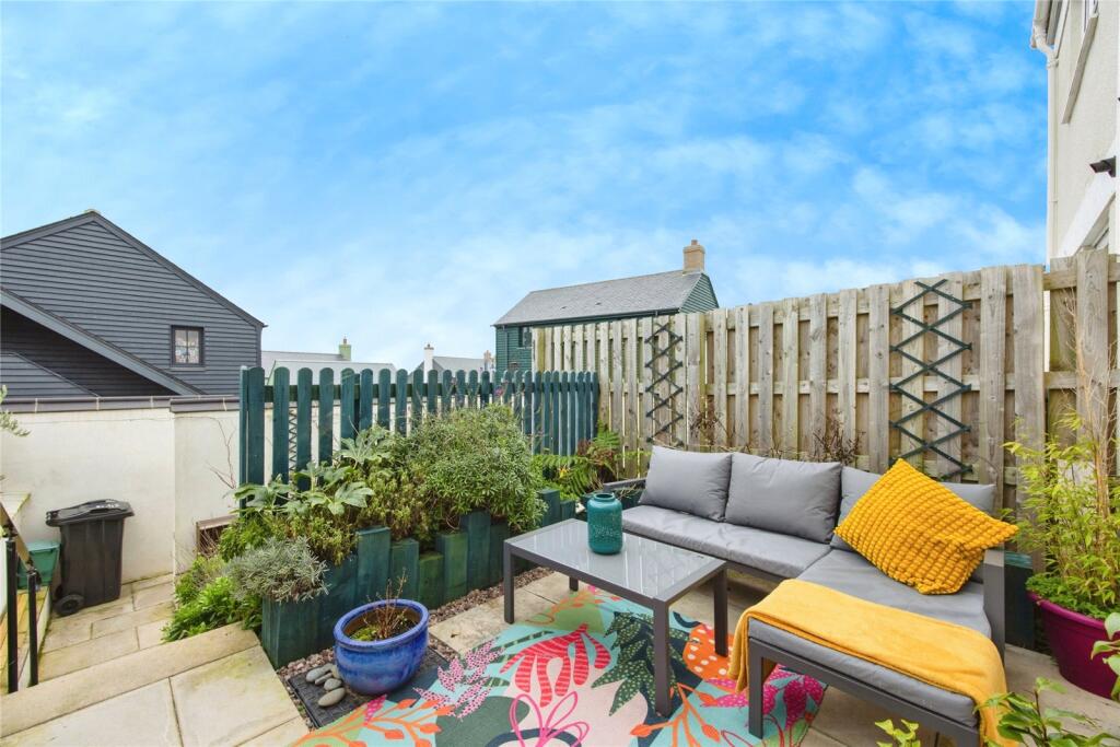 Rear Garden.