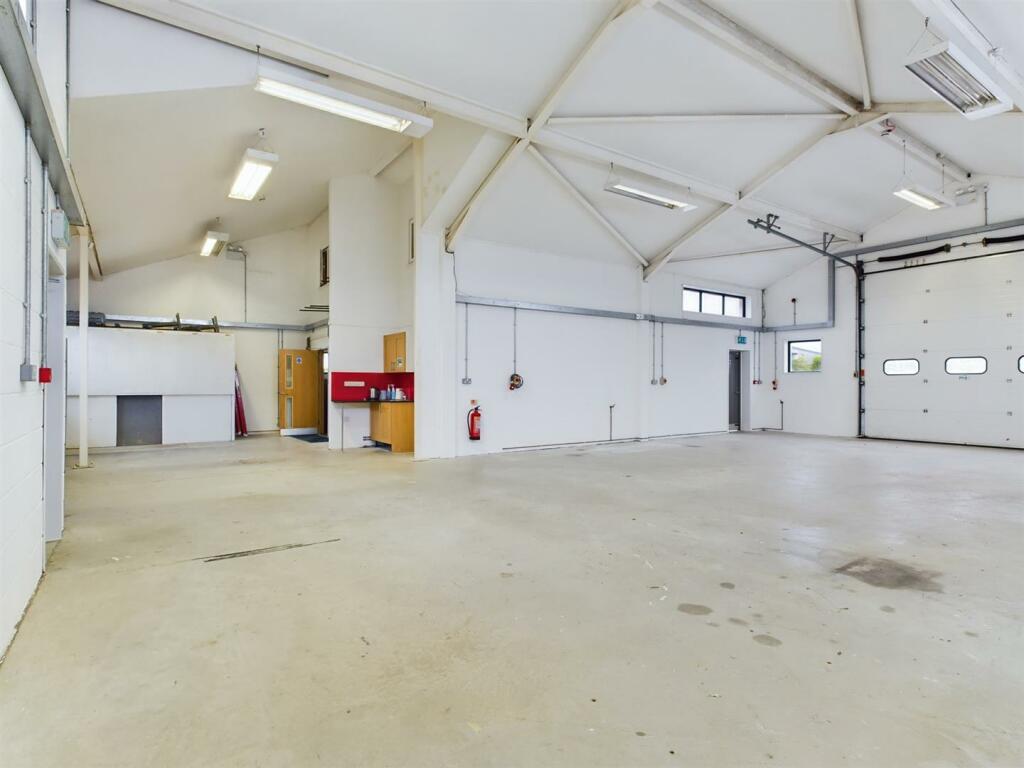 Garage.