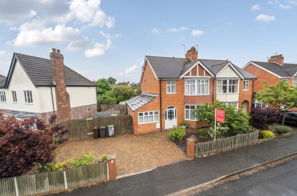 1300598-2-6835bb332be86