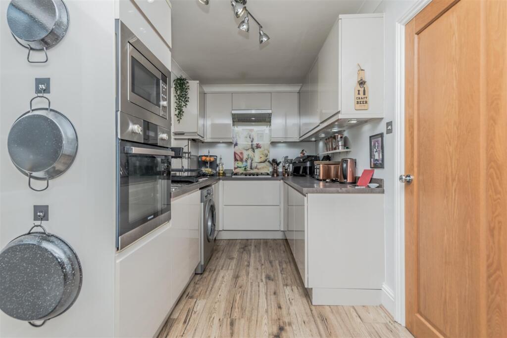 Fitted Dining Kitchen: