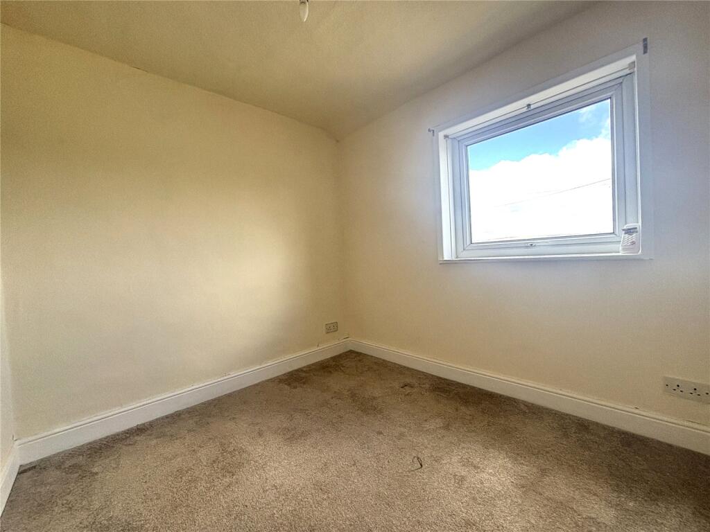 2nd Bedroom