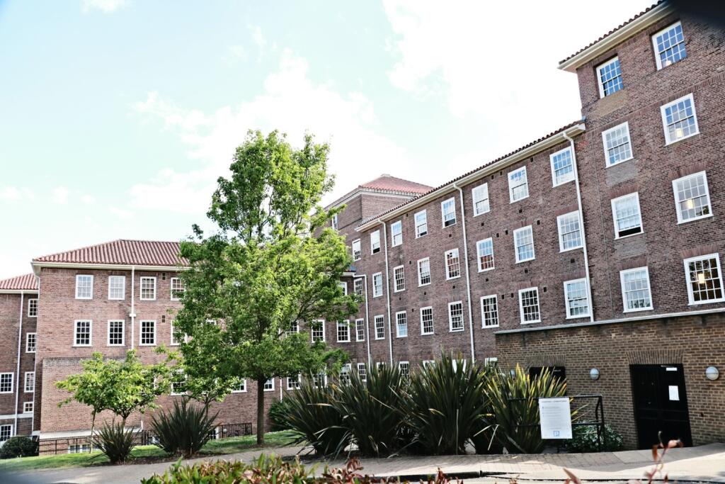 D401 Sir Giles Gilbert Scott Building - Exterior a