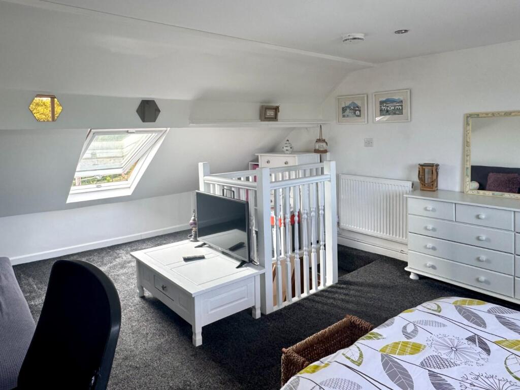 Bedroom 3/Informal Loft Room
