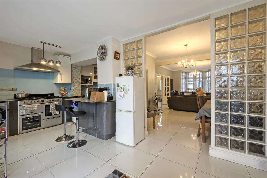 Kitchen/Sitting Room