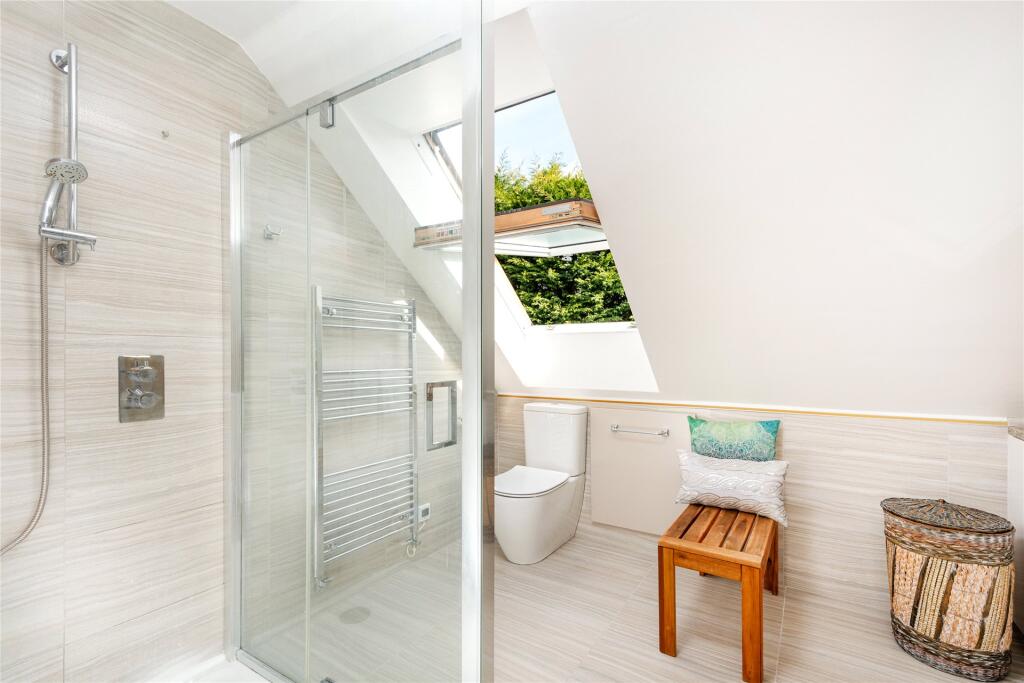 Prin Bed En Suite
