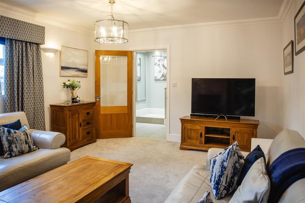 Adamlvphotography- Bramble House-40.jpg