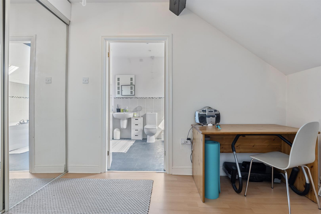 6 Hallow Meadow Mews, Sheffield  24_297.png