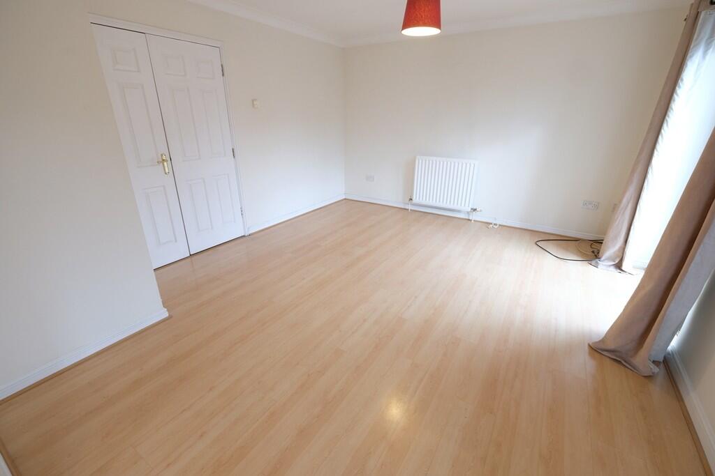 OPEN PLAN ROOM